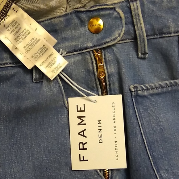 NWT Frame Denim Flounce jeans in color "Copeland" - Picture 6 of 9